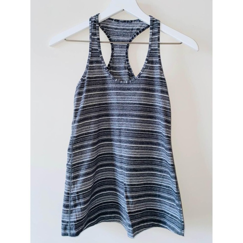 P1 Lululemon Racer Back Gray White Tank Top striped workout Yoga Women's 4